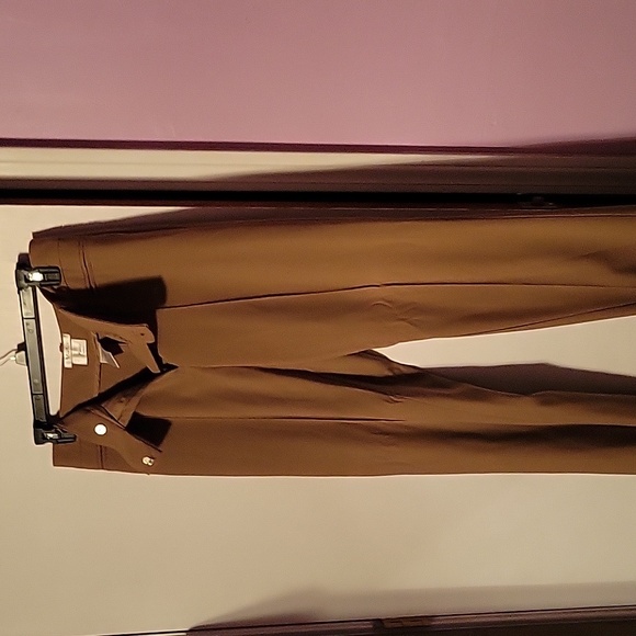 Women's slacks - Picture 2 of 3